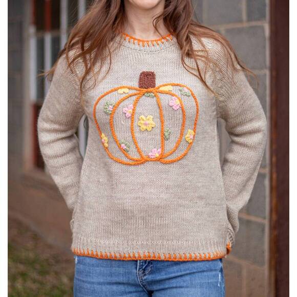 NEW SO ME pumpkin and floral embroidered sweater in beige - Picture 5 of 7